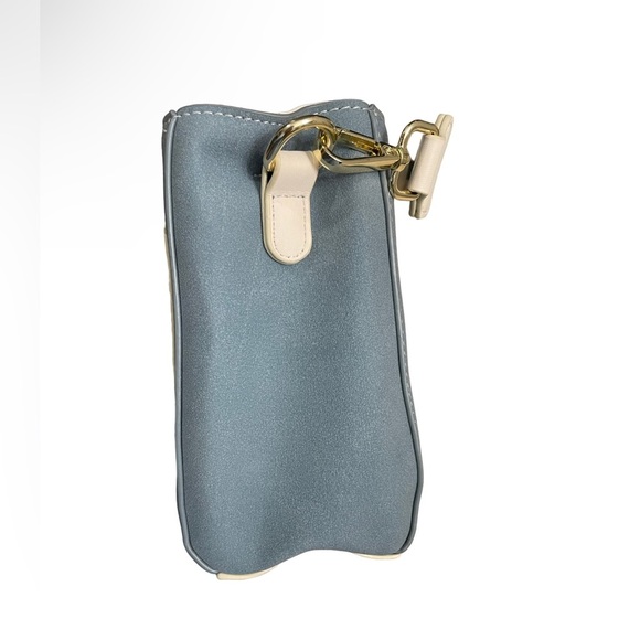 White and blue cross-body shoulder bag                         New without label - Picture 8 of 9